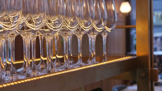 Glass Waiter Station for a elegant restaurant in Central London